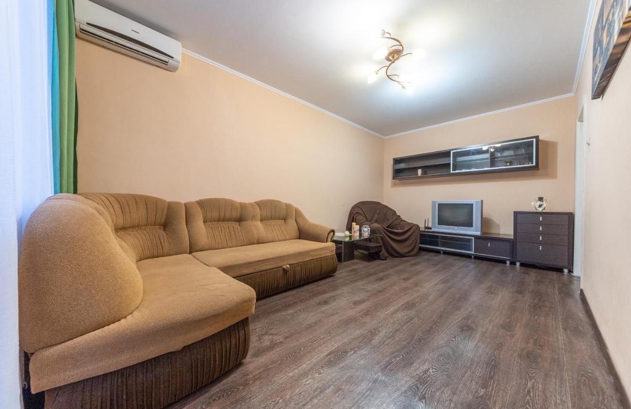 Apartamento Уютная Квартира Для Семьи На Оболони Kiev Exterior foto